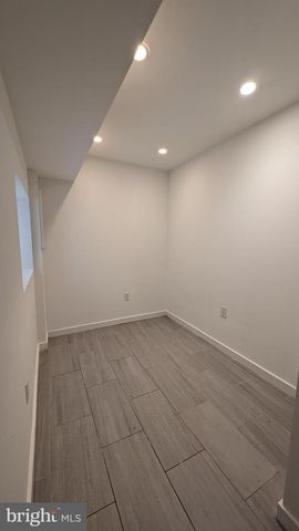 2232 N MASCHER ST, Philadelphia, PA 19133
