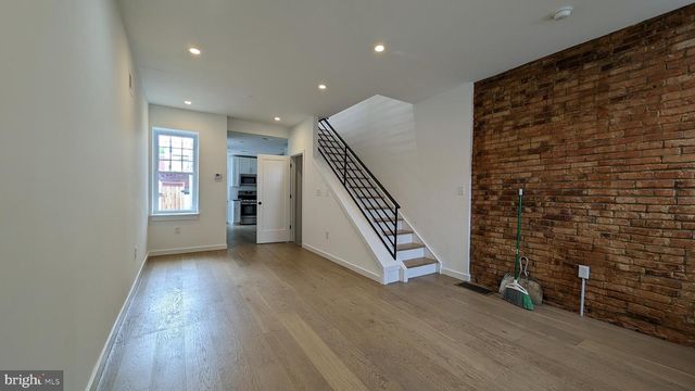 2232 N MASCHER ST, Philadelphia, PA 19133