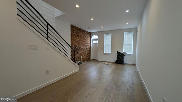 2232 N MASCHER ST, Philadelphia, PA 19133