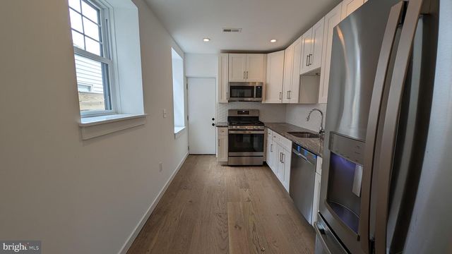 2232 N MASCHER ST, Philadelphia, PA 19133