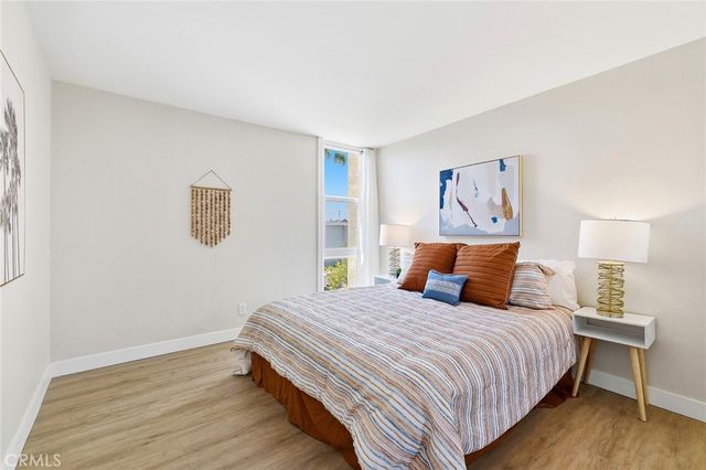3050 Rue Dorleans 304, San Diego, CA 92110