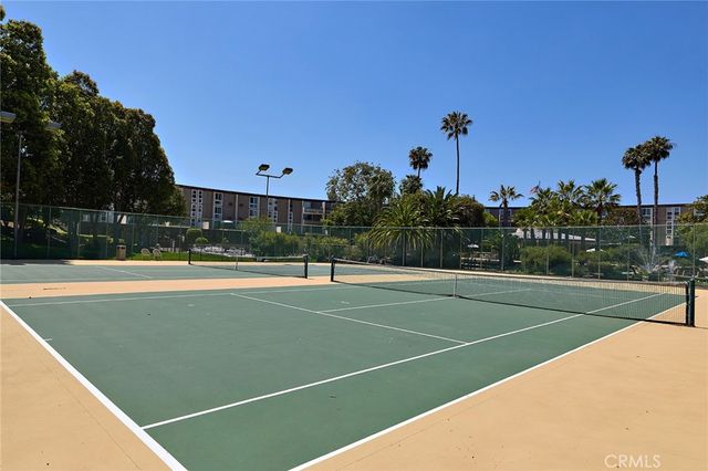 3050 Rue Dorleans 304, San Diego, CA 92110