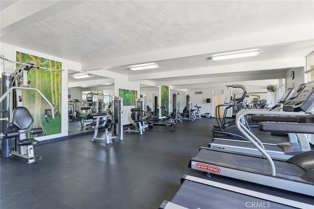 3050 Rue Dorleans 304, San Diego, CA 92110