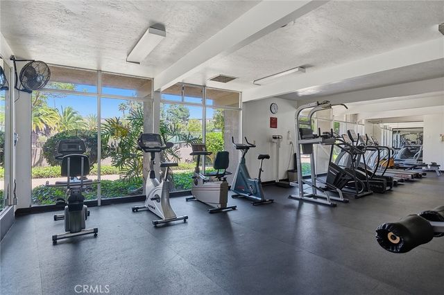 3050 Rue Dorleans 304, San Diego, CA 92110