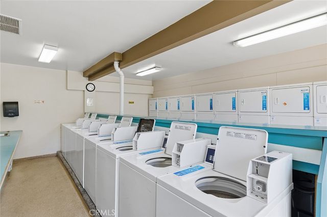 3050 Rue Dorleans 304, San Diego, CA 92110