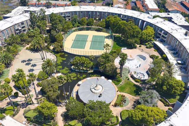 3050 Rue Dorleans 304, San Diego, CA 92110