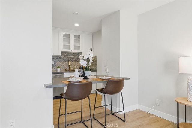 3050 Rue Dorleans 304, San Diego, CA 92110