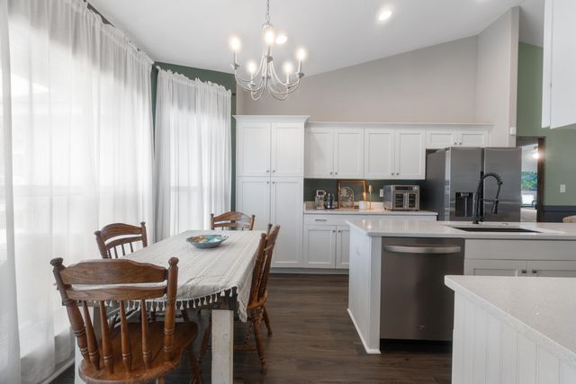 6042 Capitol Drive, Gulf Breeze, FL 32563