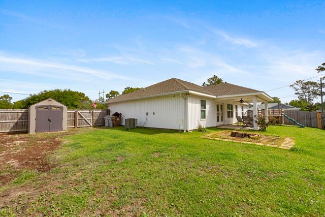 6042 Capitol Drive, Gulf Breeze, FL 32563
