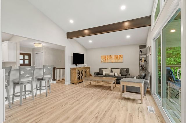 230 Maple Island Road, Burnsville, MN 55306