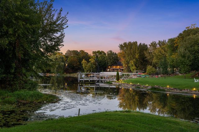 230 Maple Island Road, Burnsville, MN 55306