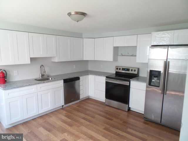 43 MAGNOLIA ST, Westville, NJ 08093