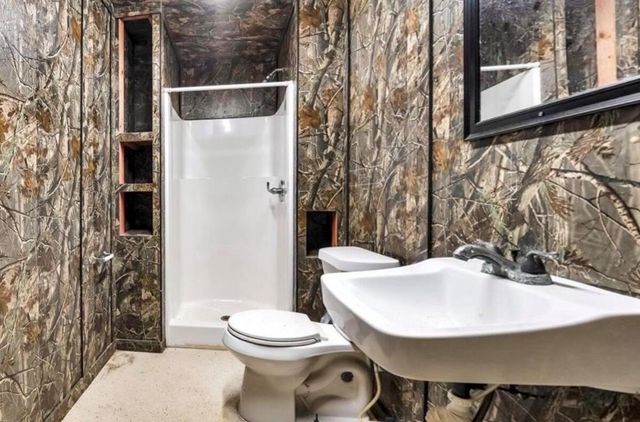 5063 State Hwy 147, Zavalla, TX 75980