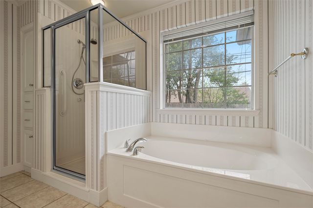 201 Pecan Village Circle, Waco, TX 76710