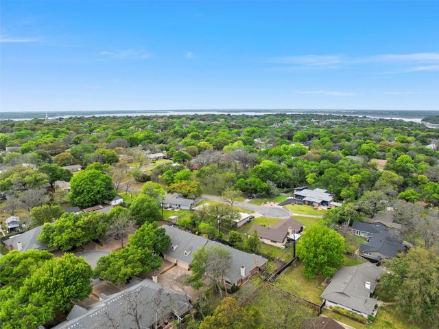 201 Pecan Village Circle, Waco, TX 76710