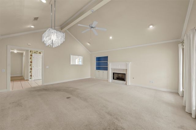 201 Pecan Village Circle, Waco, TX 76710