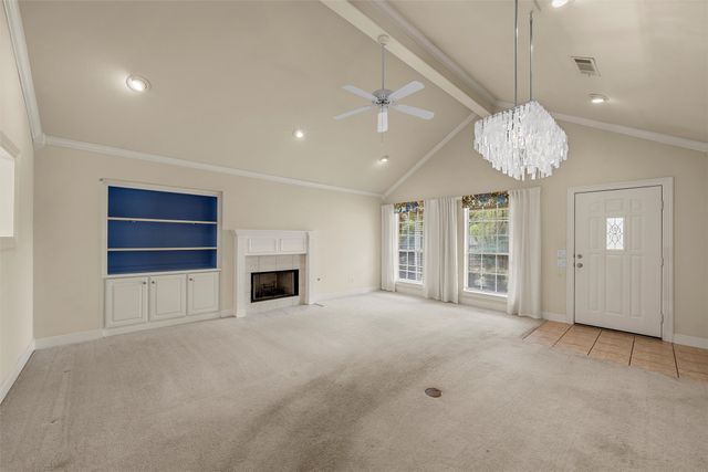 201 Pecan Village Circle, Waco, TX 76710