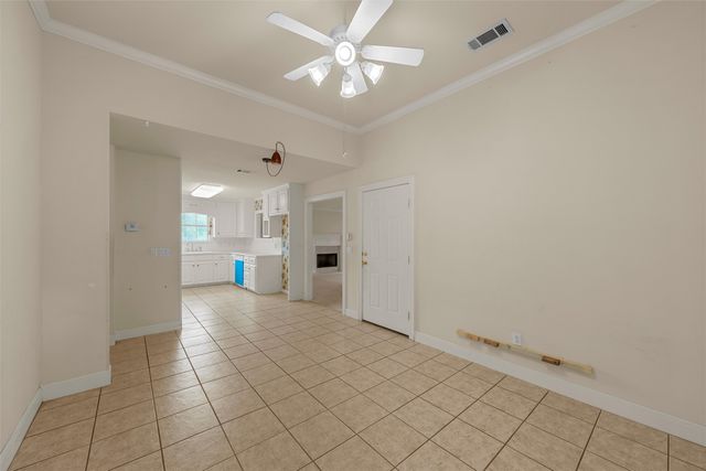 201 Pecan Village Circle, Waco, TX 76710