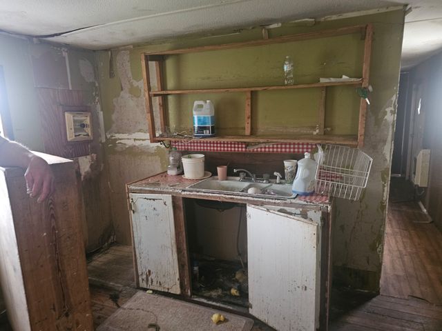 506 Blue Door Rd, Portland, TN 37148