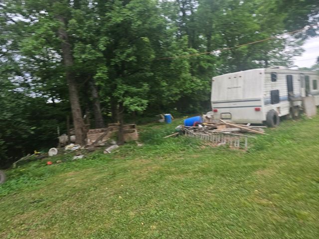 506 Blue Door Rd, Portland, TN 37148