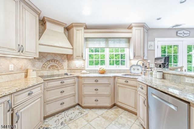 3 Butternut Dr, Vernon Twp., NJ 07462