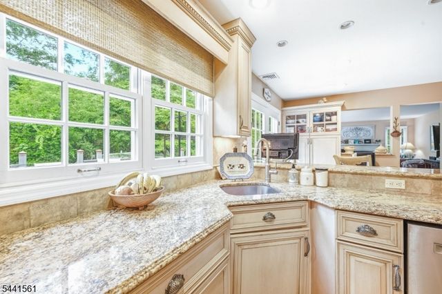 3 Butternut Dr, Vernon Twp., NJ 07462