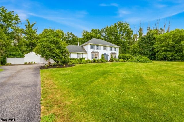 3 Butternut Dr, Vernon Twp., NJ 07462