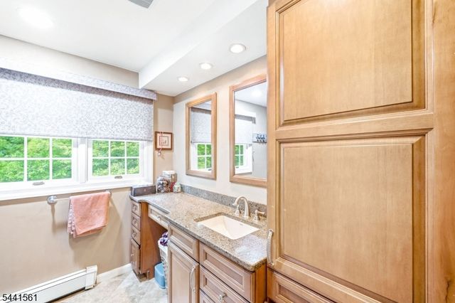 3 Butternut Dr, Vernon Twp., NJ 07462