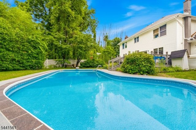 3 Butternut Dr, Vernon Twp., NJ 07462
