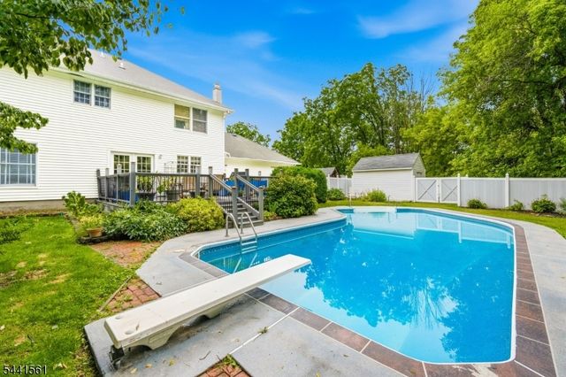 3 Butternut Dr, Vernon Twp., NJ 07462