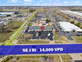 2618 SE J Street Suite 6, Bentonville, AR 72712