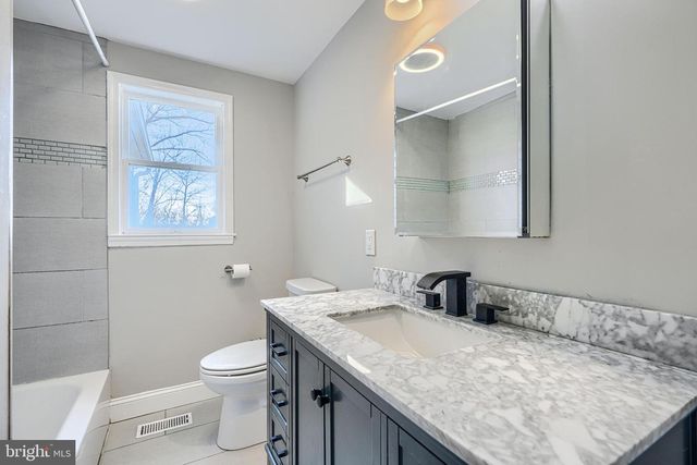 1203 HILLDALE RD, Baltimore, MD 21237