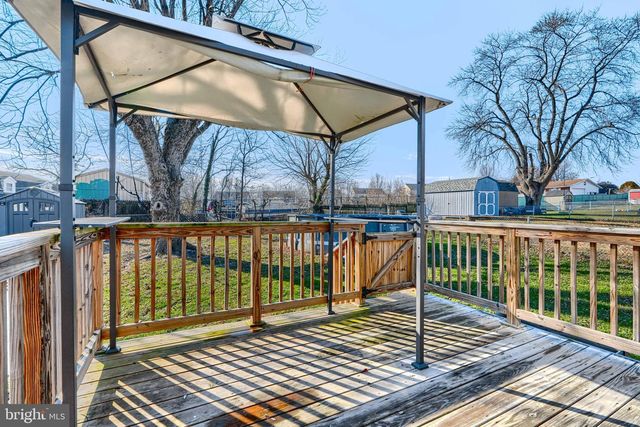 1203 HILLDALE RD, Baltimore, MD 21237