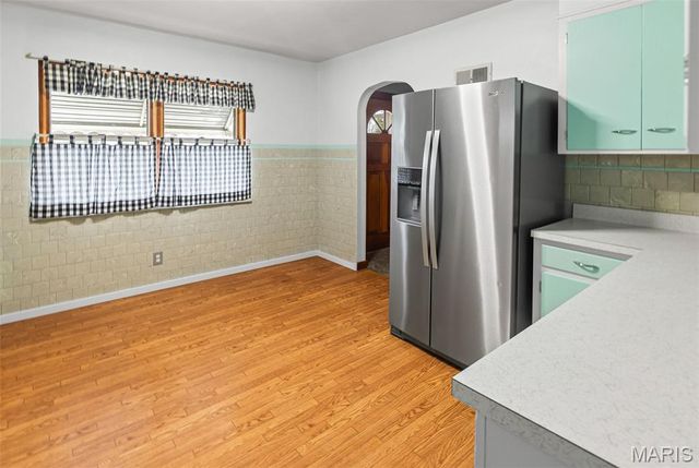 611 Montgomery Street, Staunton, IL 62088