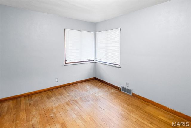 611 Montgomery Street, Staunton, IL 62088