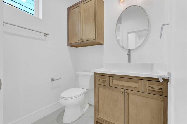 5439 Darling Street, Houston, TX 77007