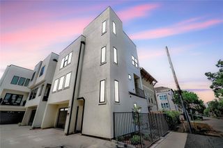 5439 Darling Street, Houston, TX 77007