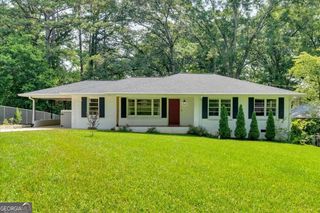 612 OAKCREST Drive, Rockmart, GA 30153