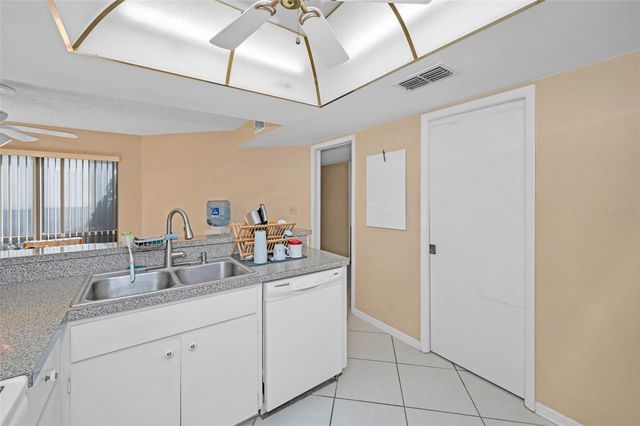 3118 EAGLES LANDING CIRCLE W, Clearwater, FL 33761
