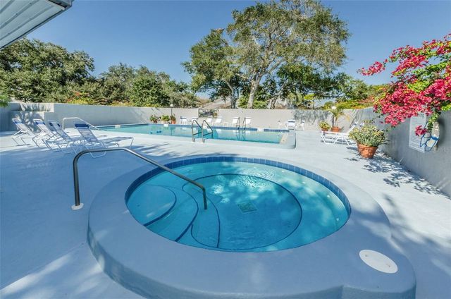 3118 EAGLES LANDING CIRCLE W, Clearwater, FL 33761