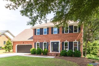 3215 Vicksburg Drive, Decatur, AL 35603