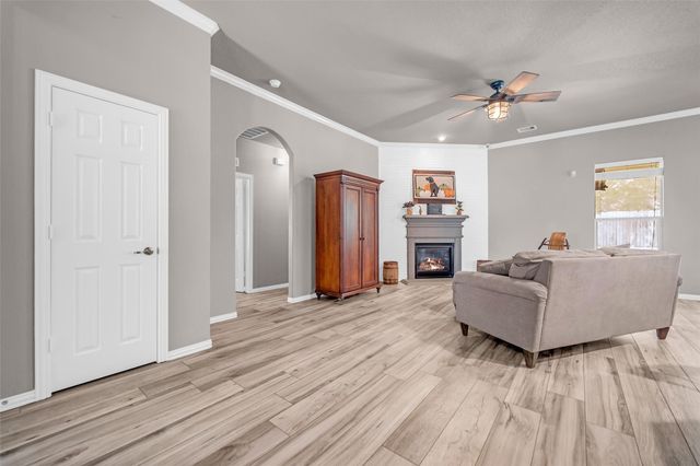 20743 Oakhurst Creek Drive, Porter, TX 77365