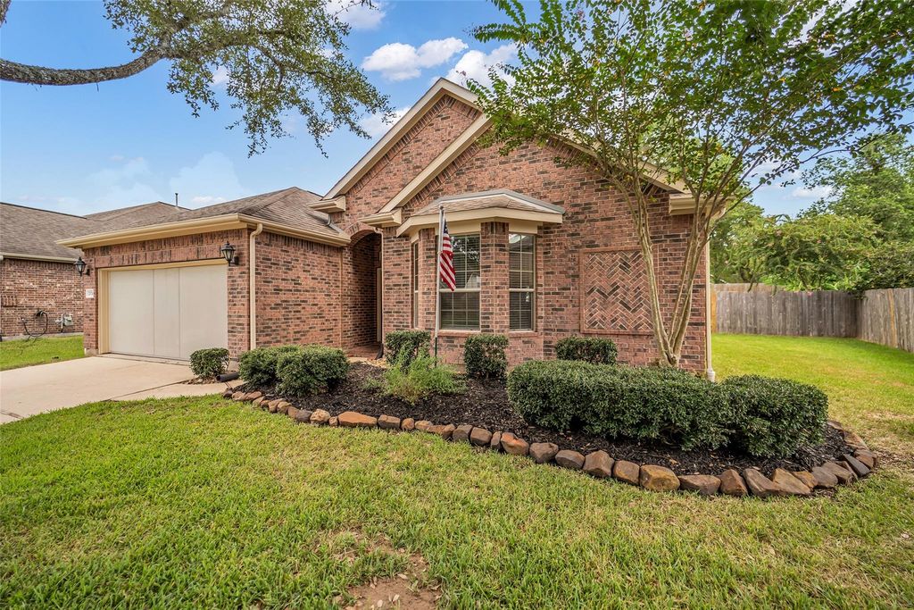 20743 Oakhurst Creek Drive, Porter, TX 77365