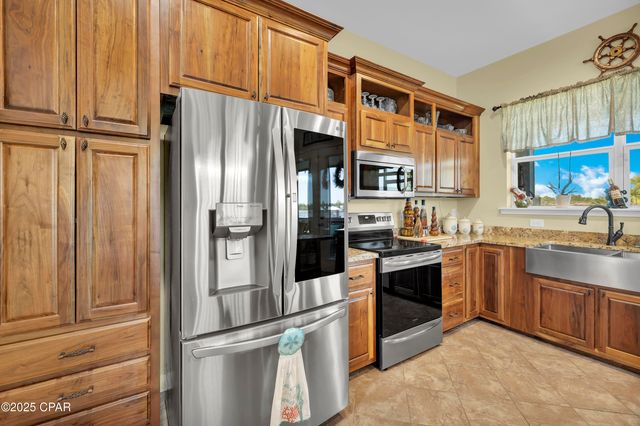 3530 Treasure Circle, Panama City, FL 32408