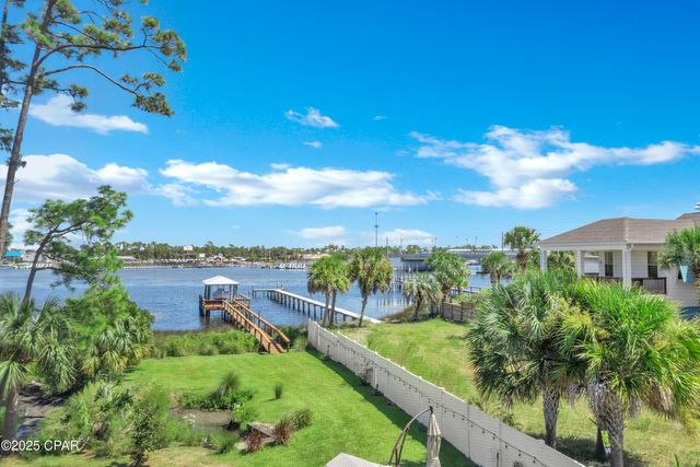 3530 Treasure Circle, Panama City, FL 32408