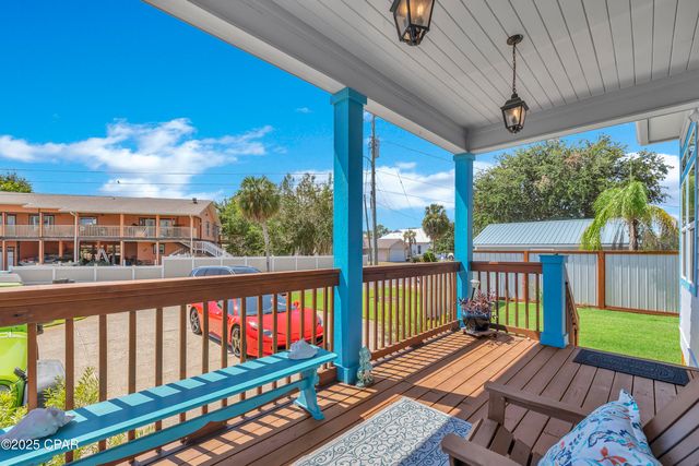 3530 Treasure Circle, Panama City, FL 32408