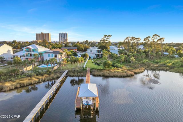 3530 Treasure Circle, Panama City, FL 32408