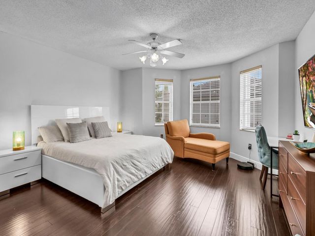 101 Gables Boulevard, Weston, FL 33326