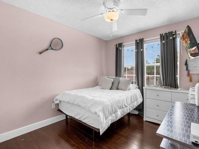 101 Gables Boulevard, Weston, FL 33326