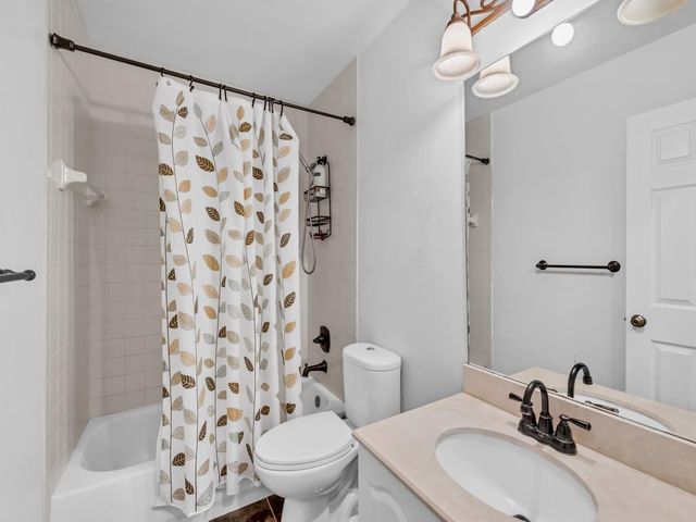 101 Gables Boulevard, Weston, FL 33326